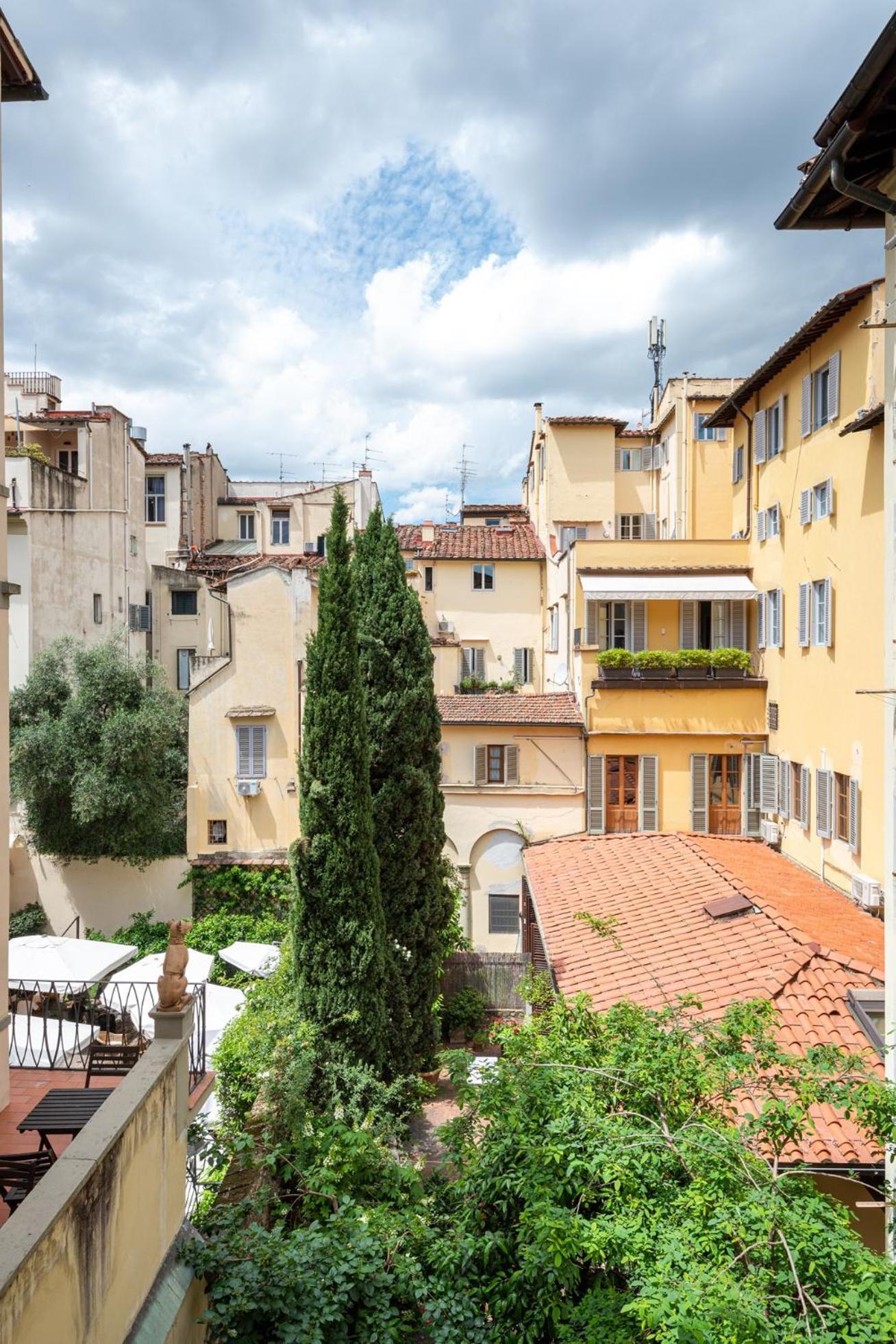 Отель Magia Di Firenze Экстерьер фото